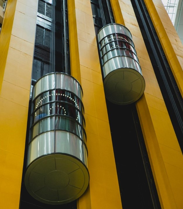 Hoteles, centros comerciales o museos son algunos de los espacios en los que un ascensor panorámico mejora la experiencia del usuario